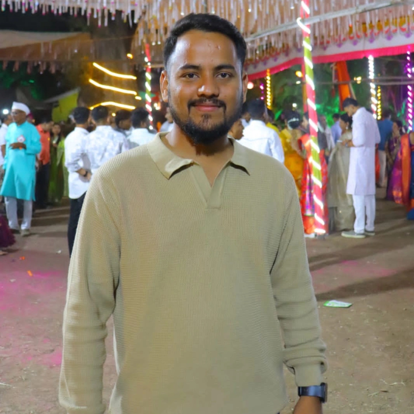 Click to see detail about Mr.  Gole