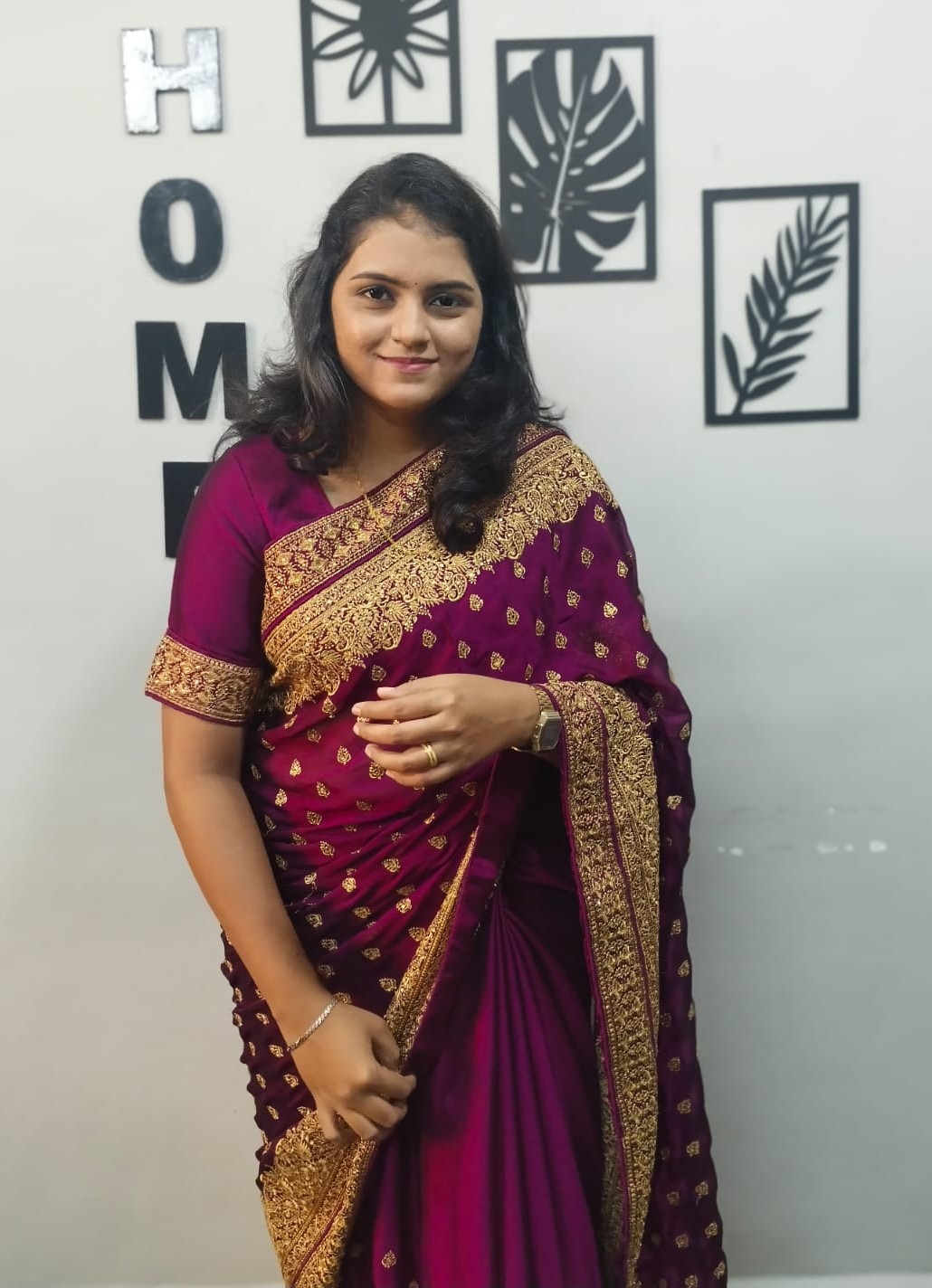 Click to see detail about Miss.  Mulik