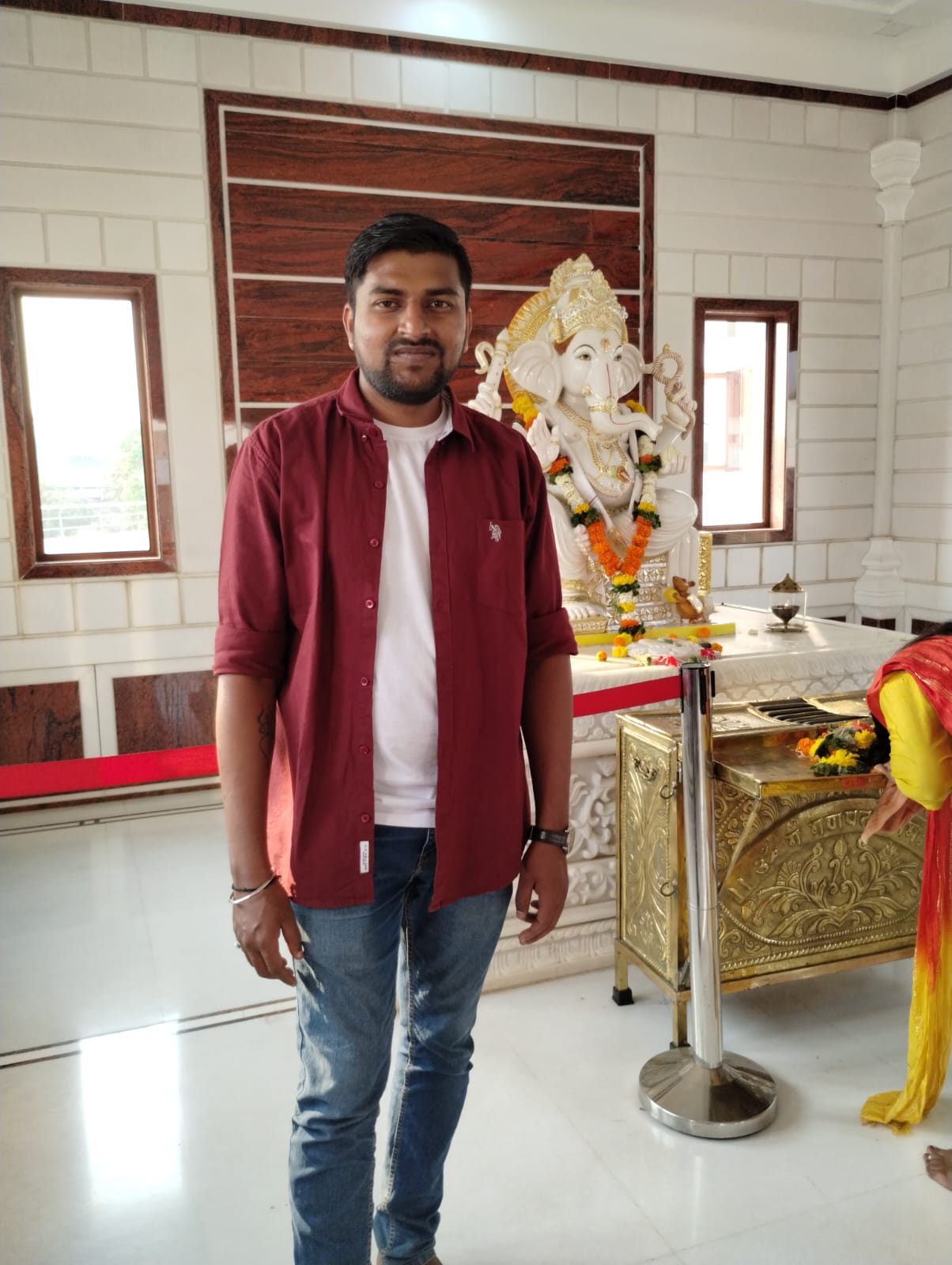 Click to see detail about Mr.  Jagdale