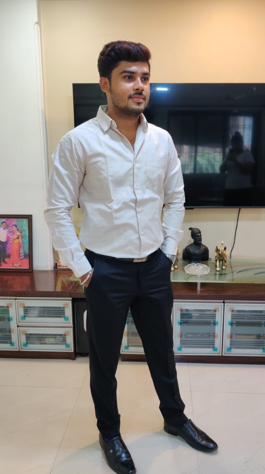 463115