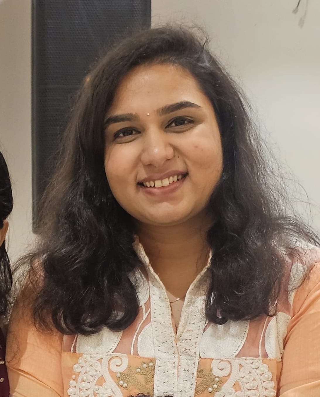 Click to see detail about Miss.  Tapshalkar