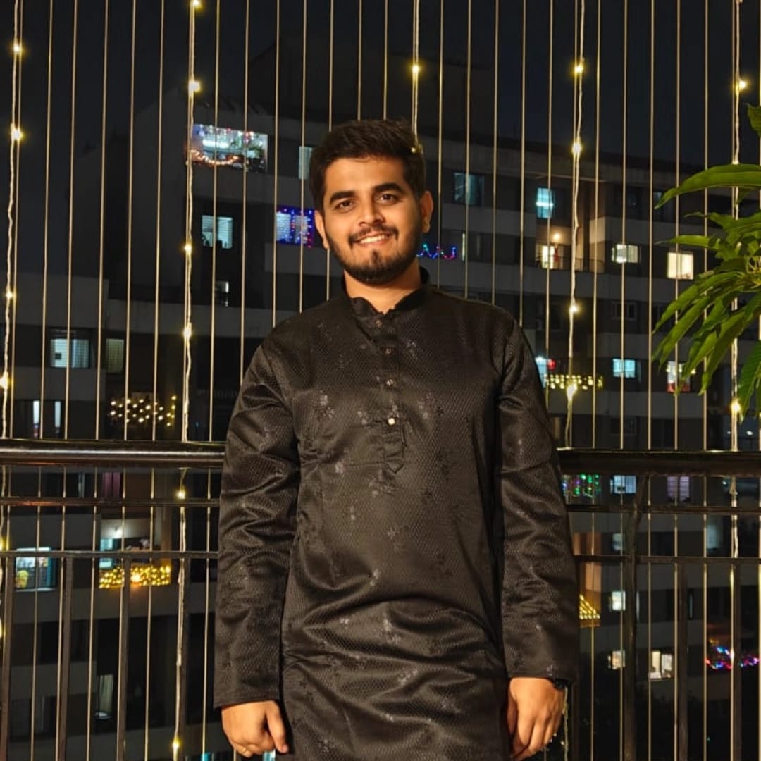 Click to see detail about Mr.  Nalawade