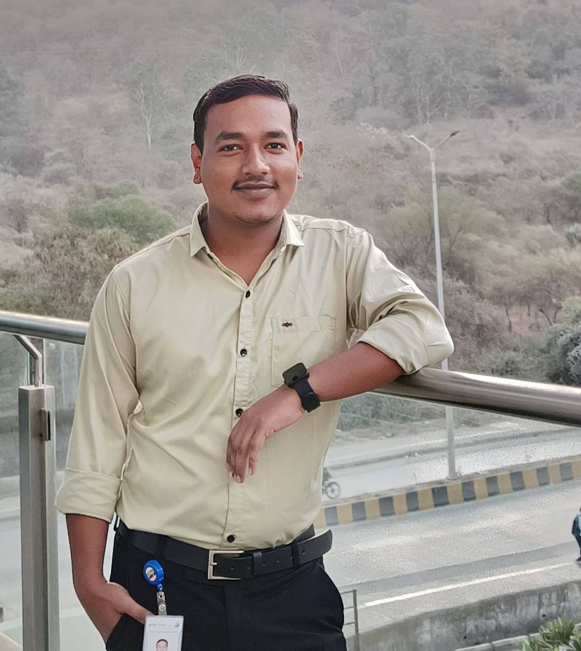 Click to see detail about Mr.  Chavan