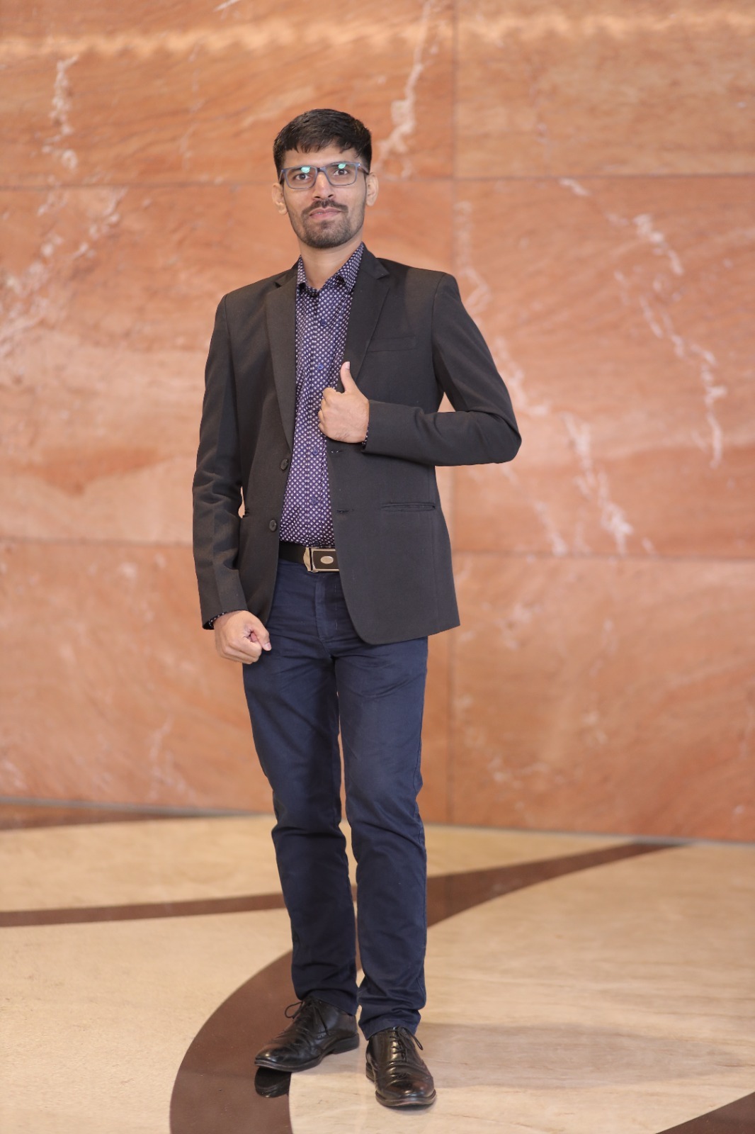 Click to see detail about Mr.  Jadhav