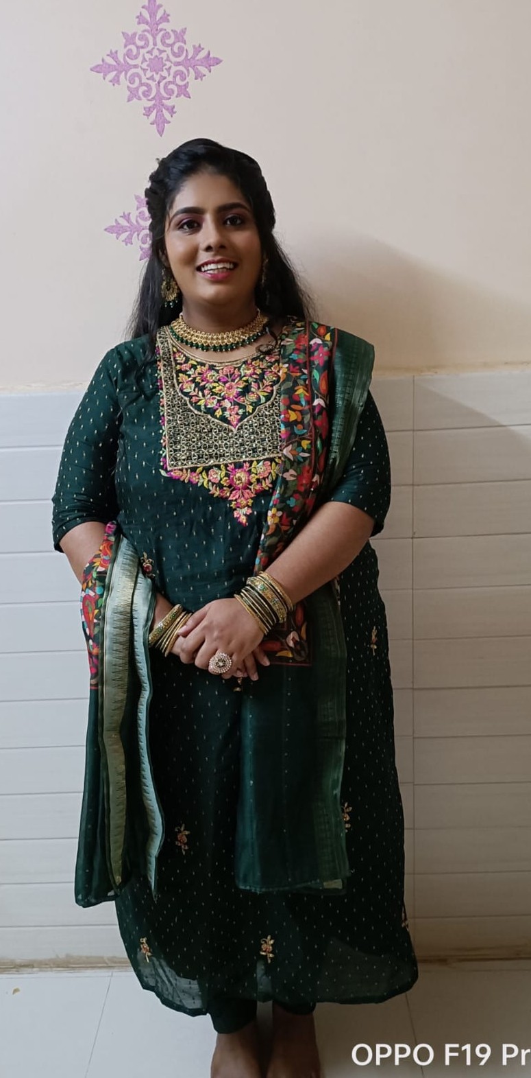 Click to see detail about Miss.  Duduskar 