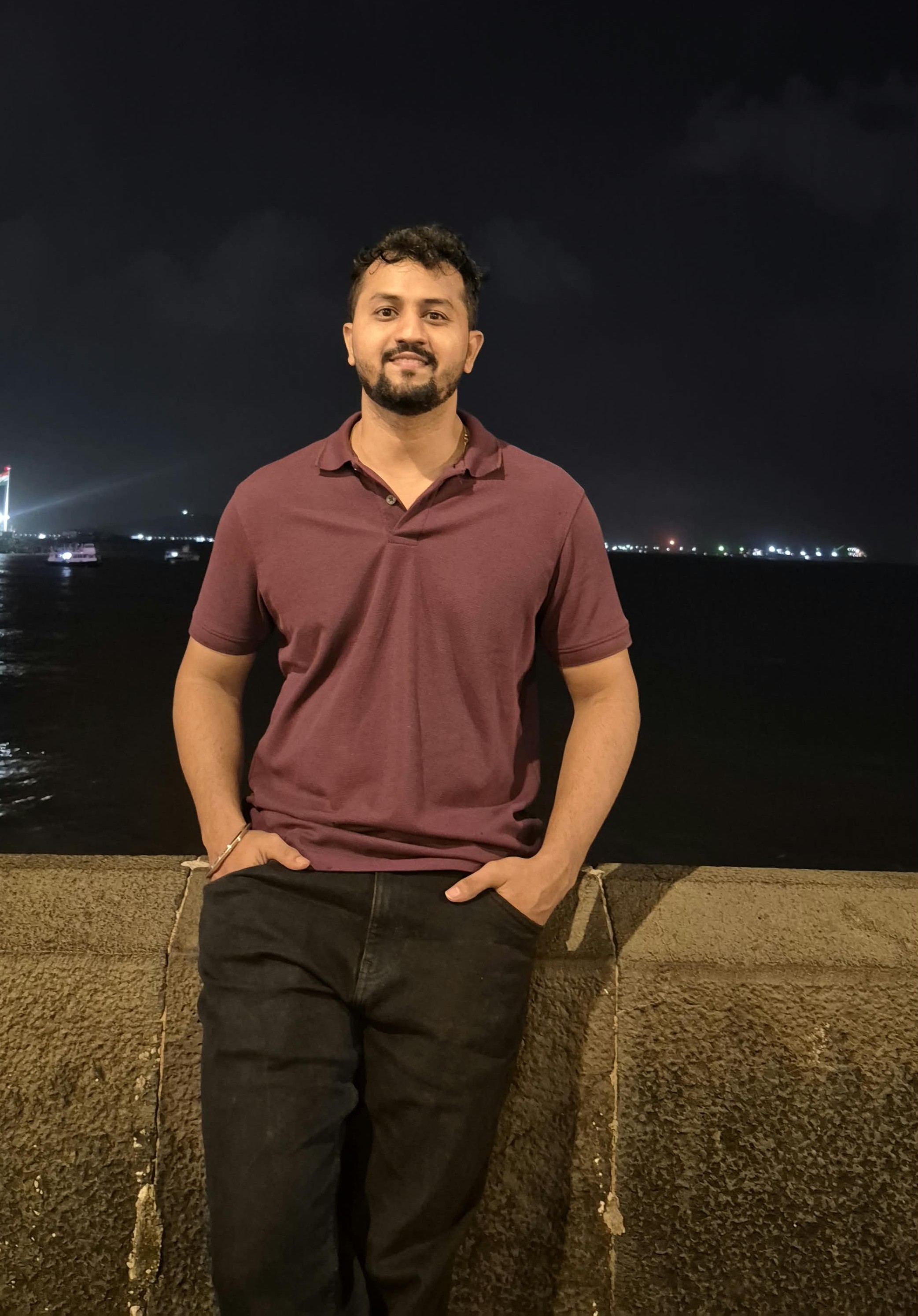Click to see detail about Mr.  Rakshe