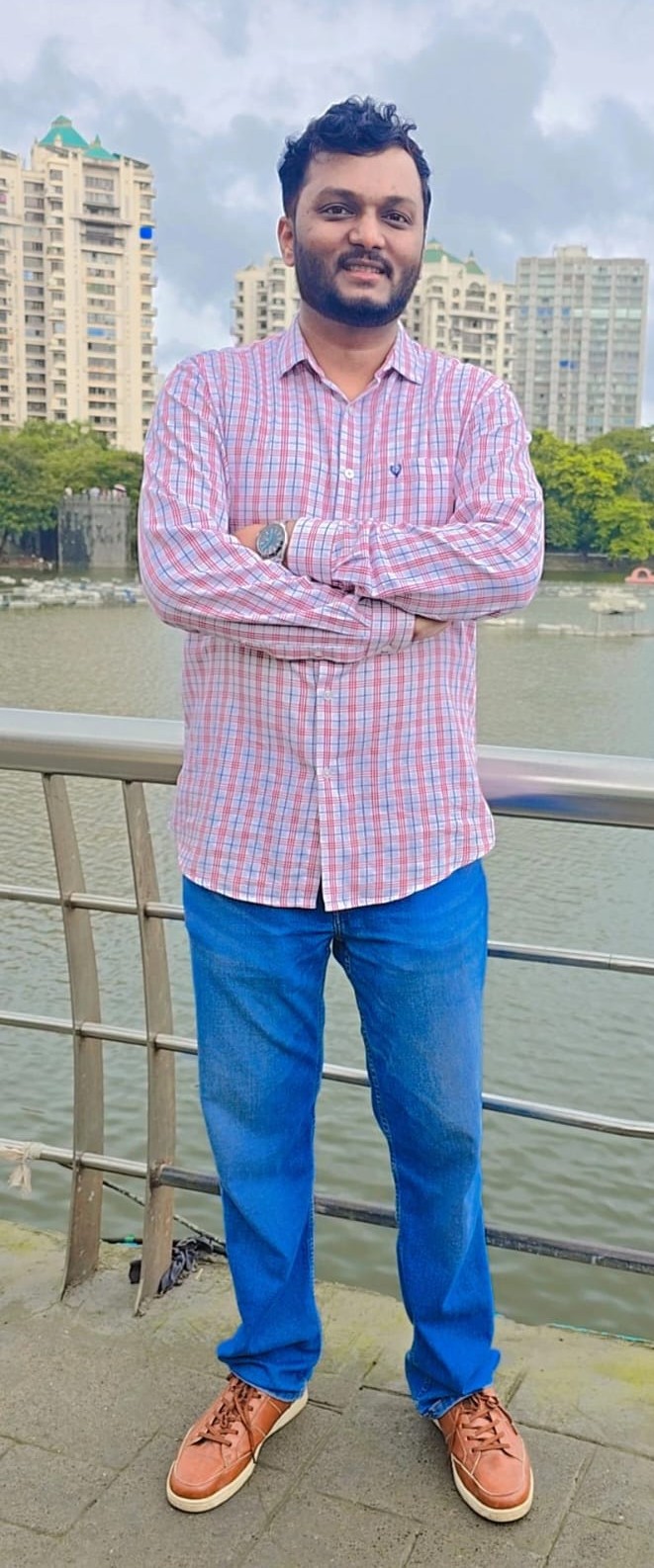 Click to see detail about Mr.  Patil